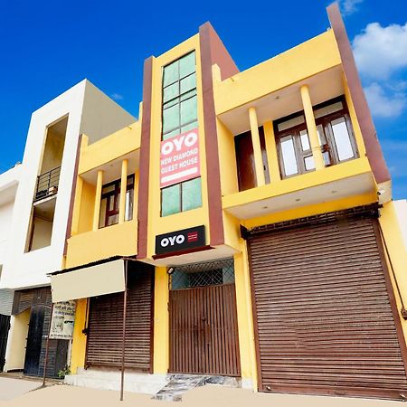 Spot On New Diamond Guest House Rudrapur Ngoại thất bức ảnh