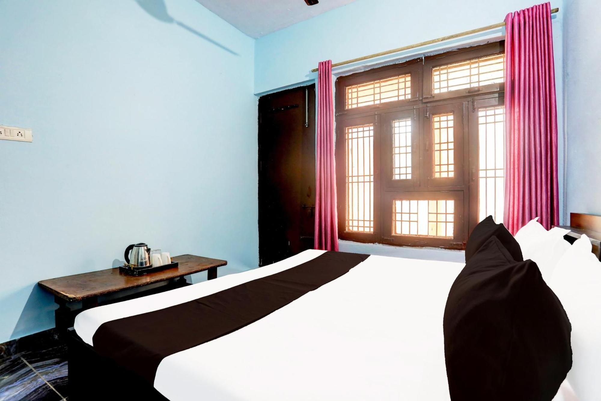 Spot On New Diamond Guest House Rudrapur Ngoại thất bức ảnh